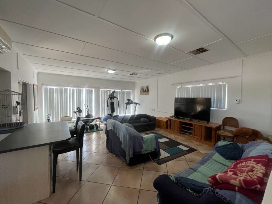 5 Bedroom Property for Sale in Blydeville Northern Cape